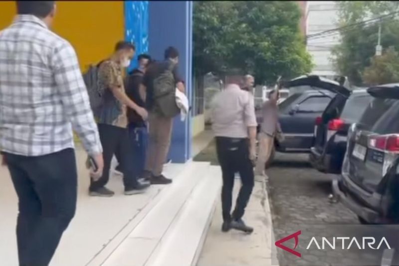 Polres Muba Amankan Penggeledahan Kantor PUPR oleh KPK