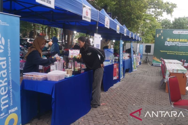 Rumah BUMN BRI Makassar Fasilitasi Puluhan UMKM di Bazar Ramadhan