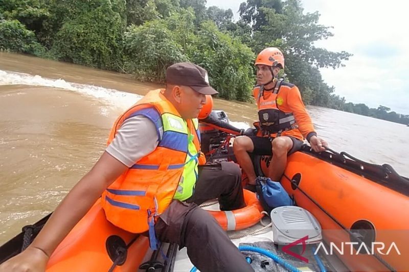 Tragedi Tenggelam di Sungai Musi Rawas: Tiga Penumpang Hilang, Tim SAR Lakukan Pencarian