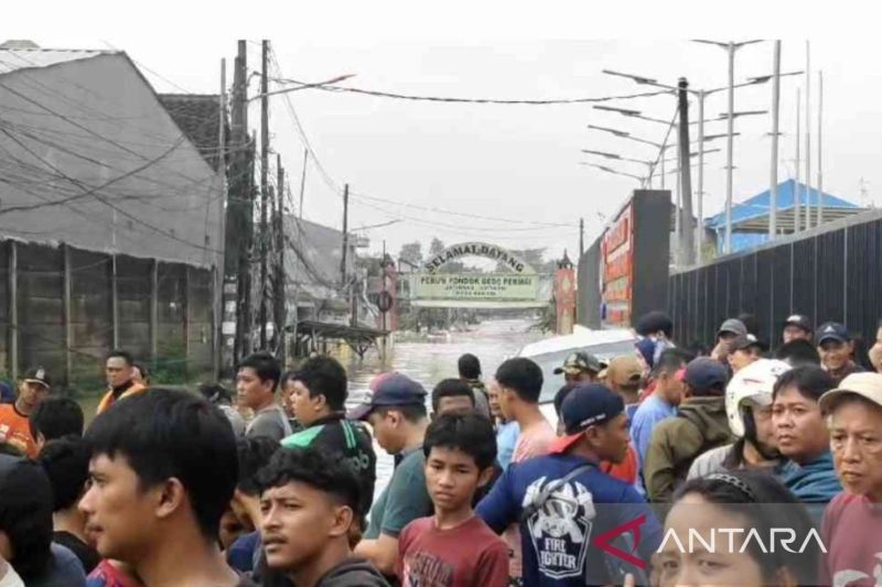 Pria Hilang Terseret Banjir Kali Bekasi, Pencarian Masih Berlangsung