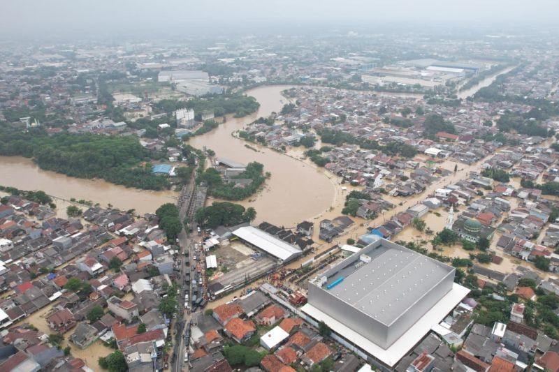 Banjir Bandang Bekasi: 8 Kecamatan Terendam, yang Terparah Sejak 2016!