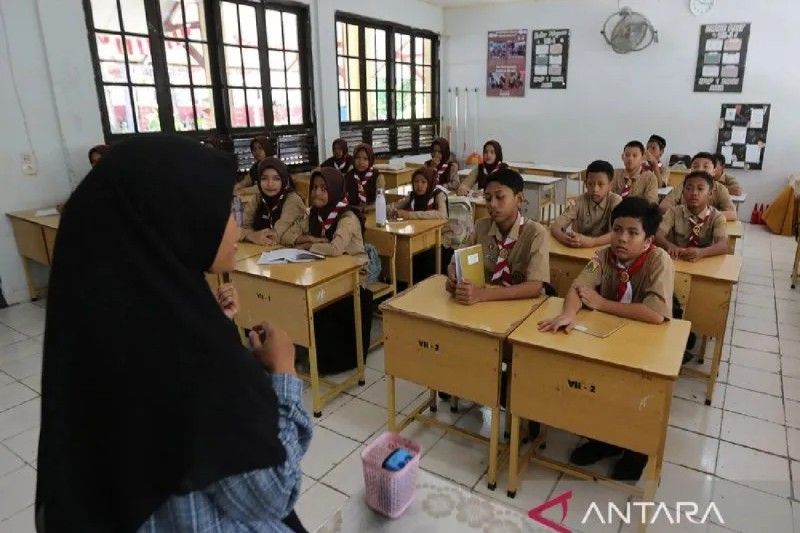 Kemendikbudristek Tawarkan 3 Solusi Atasi Krisis Guru di RUU Sisdiknas