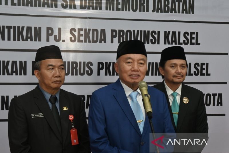 Gubernur Kalsel Minta 12 Kepala Daerah Segera Atasi Persoalan Darurat