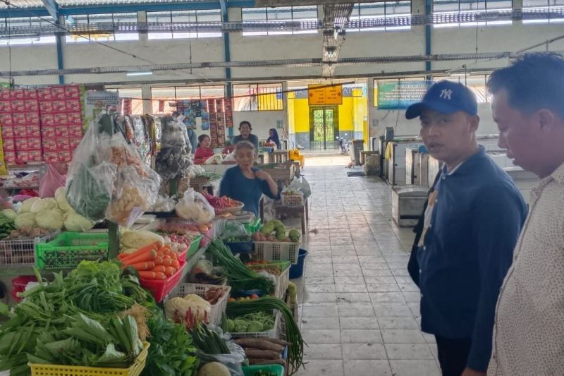 Polres Lamandau Pantau Harga Pangan di Pasar Tradisional Selama Ramadhan