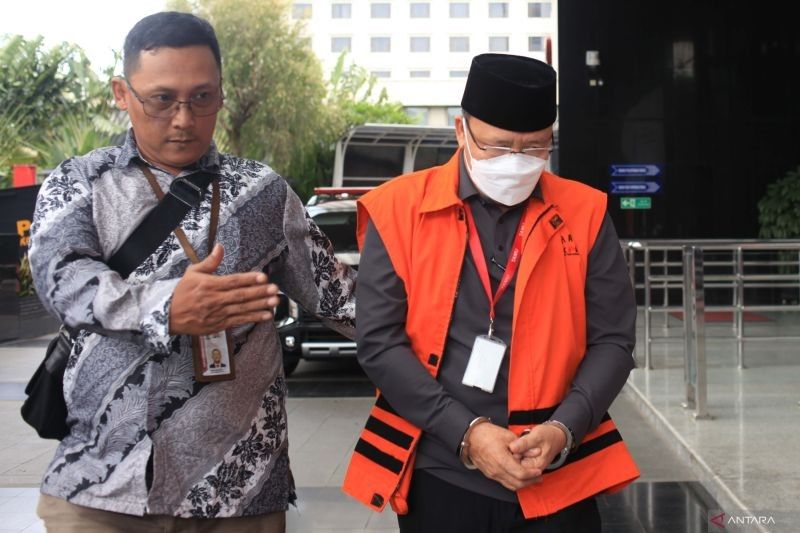 KPK Periksa Tujuh Mantan Cabup Terkait Kasus Korupsi Rohidin Mersyah