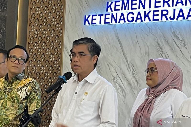 Menaker Tekankan Pentingnya Data Valid Terkait PHK Massal di Indonesia