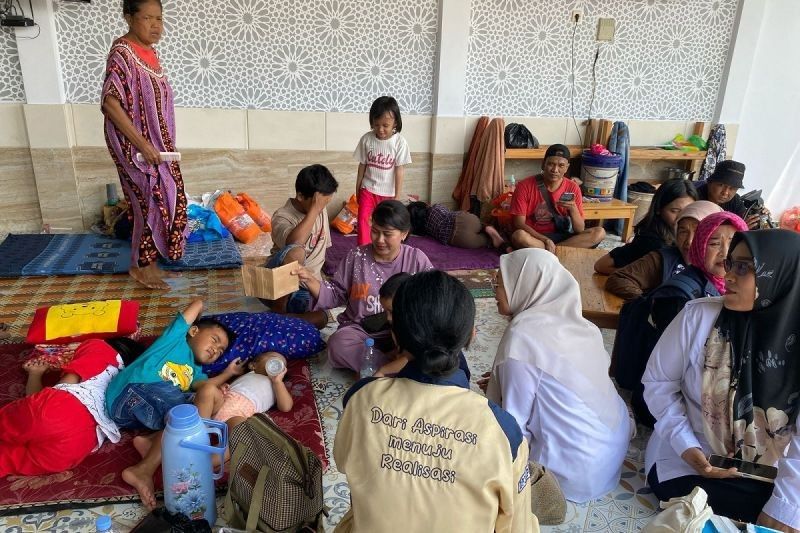 Psikolog Dikerahkan ke Rumah Warga Terdampak Banjir Tangerang untuk Trauma Healing