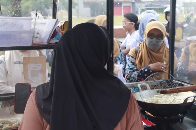 Dinkes Kota Madiun Periksa Takjil PKL, Pastikan Keamanan Makanan Berbuka Puasa