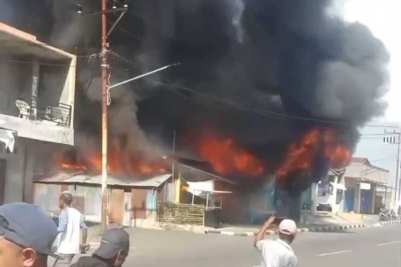 Tragedi Kebakaran di Alor: Tim Labfor Turun Tangan Ungkap Penyebab Kematian Ibu Hamil dan Dua Balita