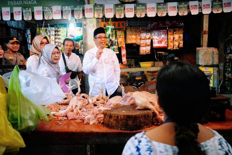 Wali Kota Probolinggo Pantau Harga Sembako Jelang Lebaran, Pedagang Keluhkan Kondisi Pasar