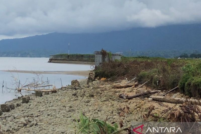 Abrasi Pantai Ancam Operasional Bandara Kaimana, UPBU Minta Bantuan Pemda