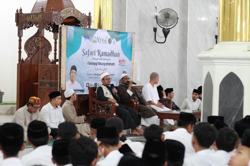 Ulama Mesir, Syekh Abdul Qadir, Ajar Santri IQ Aceh Pahami Al-Quran