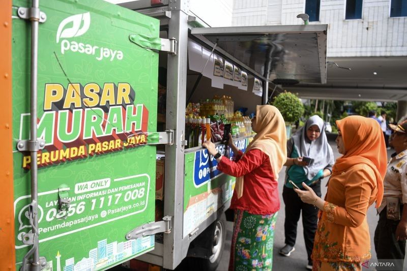 Pasar Kreatif Ramadan Jakbar: Dorong UMKM dan Manfaatkan Ruang Publik