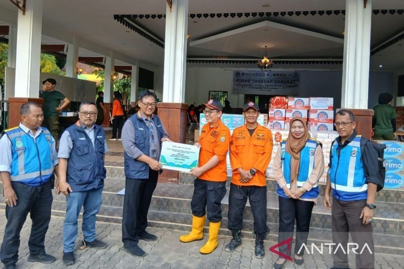 Jasa Marga Salurkan Bantuan untuk Korban Banjir di Jabodetabek