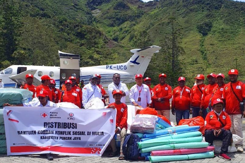 PMI Papua Salurkan Bantuan untuk Korban Konflik Puncak Jaya