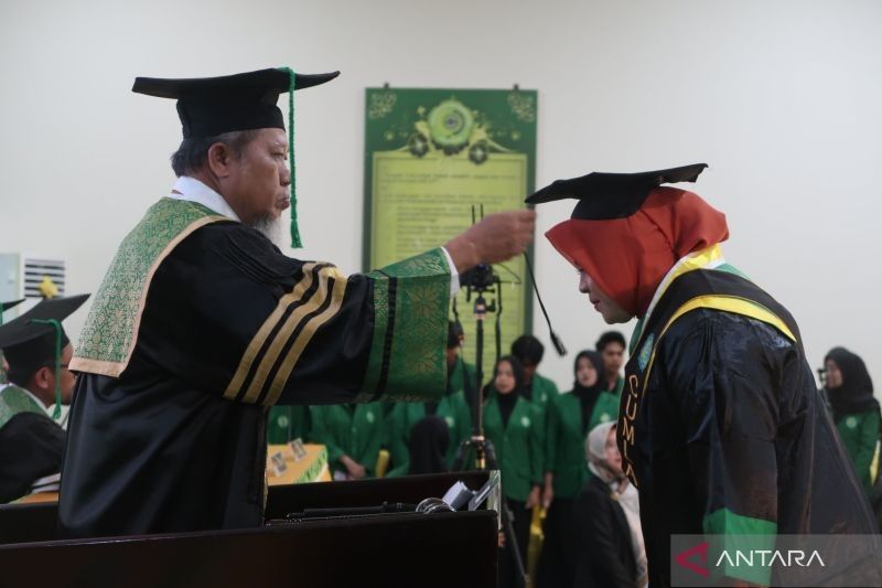 Ummat Mataram Wisuda 405 Lulusan, 130 Cumlaude! Bukti SDM Unggul di Era Industri 5.0