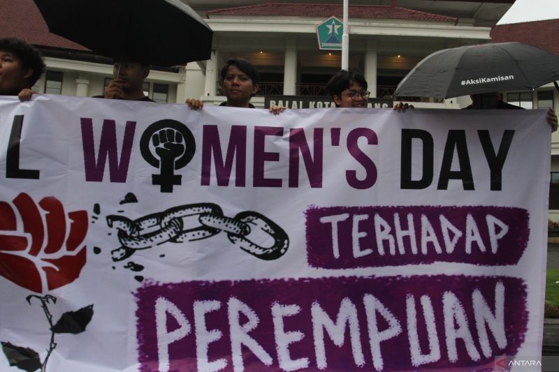 Hari Perempuan Internasional: Perempuan, Pilar Utama Ekonomi Indonesia