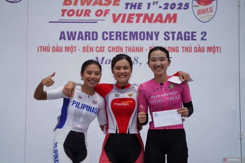 Ayustina Delia: Pembalap Indonesia Terbaik di Sprint Etape Kedua Tour of Vietnam