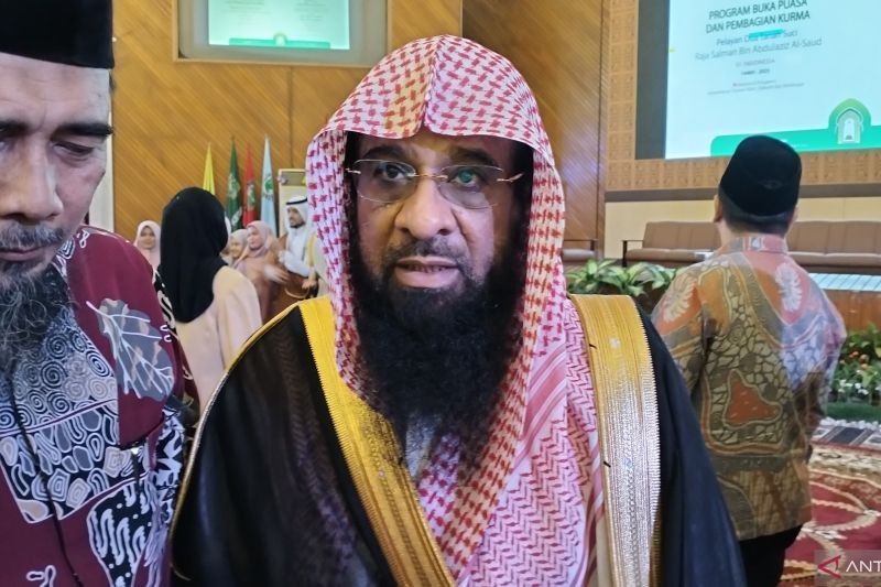 Arab Saudi Berbagi Kurma dan Al-Quran di Unand, Tandai Hubungan Baik Indonesia-Saudi