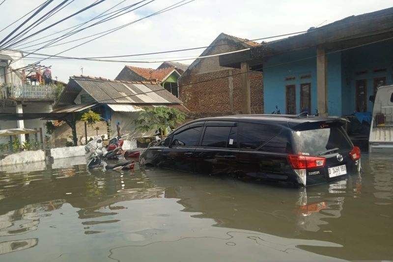 Banjir di Kabupaten Bandung Rendam 8.043 Rumah, Ratusan Jiwa Mengungsi