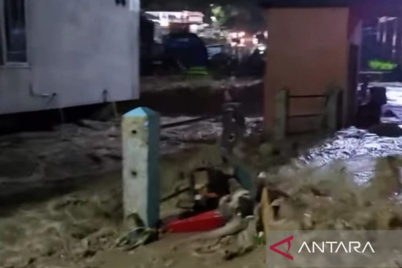 Pemkab Cianjur Tertibkan Bangunan di Sepadan Sungai Antisipasi Banjir Bandang