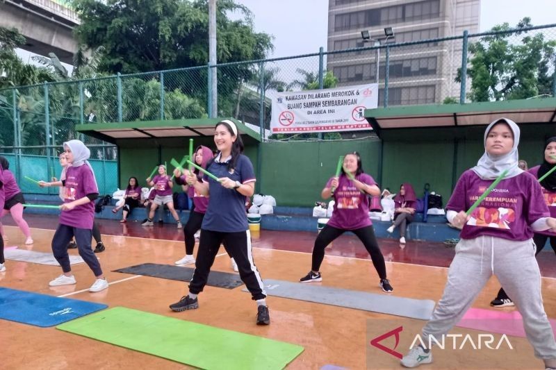 Perempuan Sehat, Indonesia Emas 2045: Wamendukbangga Dorong Pola Hidup Sehat