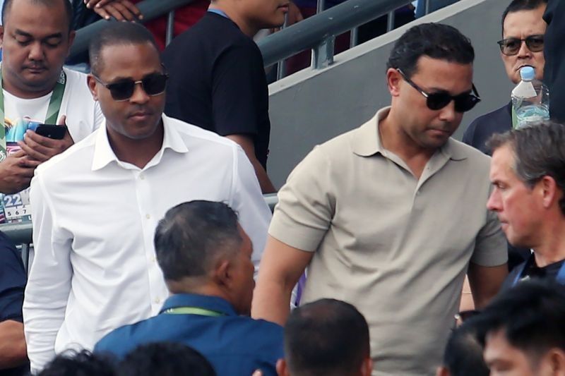 Kluivert dan Jordi Cruyff Tiba di Jakarta, Siap Benahi Sepak Bola Indonesia