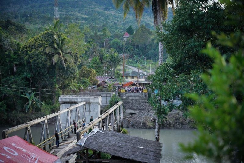 Jembatan Ambruk di Nias Barat, Gubernur Sumut Janji Bangun Kembali Tahun Ini