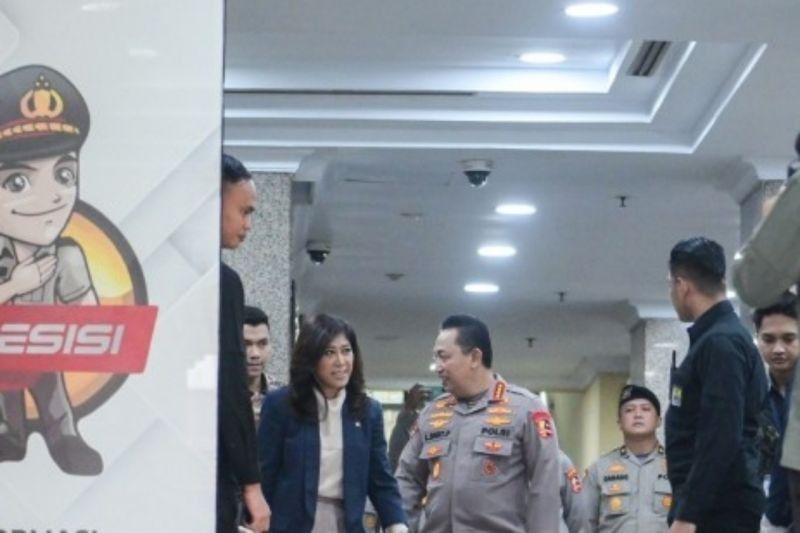 Menkominfo dan Kapolri Sinergi Basmi BTS Palsu dan Judi Online: Keamanan Digital Jadi Prioritas