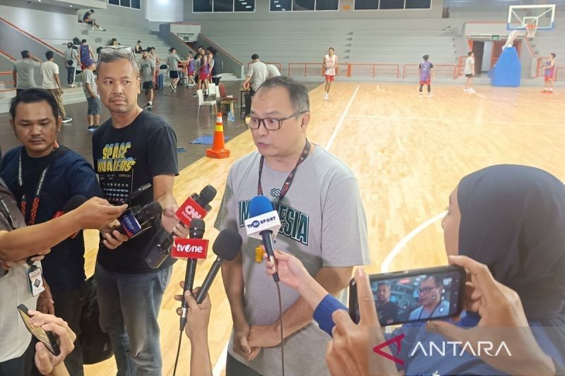 Ahang Menunggu Keputusan Perbasi Terkait Nasibnya sebagai Pelatih Timnas Basket