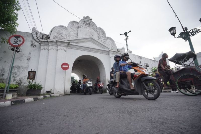 Uji Coba Sistem Satu Arah di Plengkung Gading Yogyakarta untuk Selamatkan Cagar Budaya