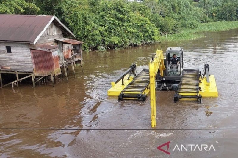 Kotim Butuh Tambah Ekskavator Amfibi Cegah Banjir, Kata Legislator