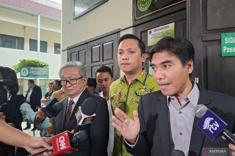 Hasto Kristiyanto Tersangka Usai Jokowi Dipecat dari PDIP: Serangan Masif dan Dugaan Kaitan Pemecatan