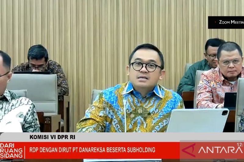 Danareksa Raih Laba Bersih Rp1 Triliun di 2024, Pertumbuhan Signifikan!