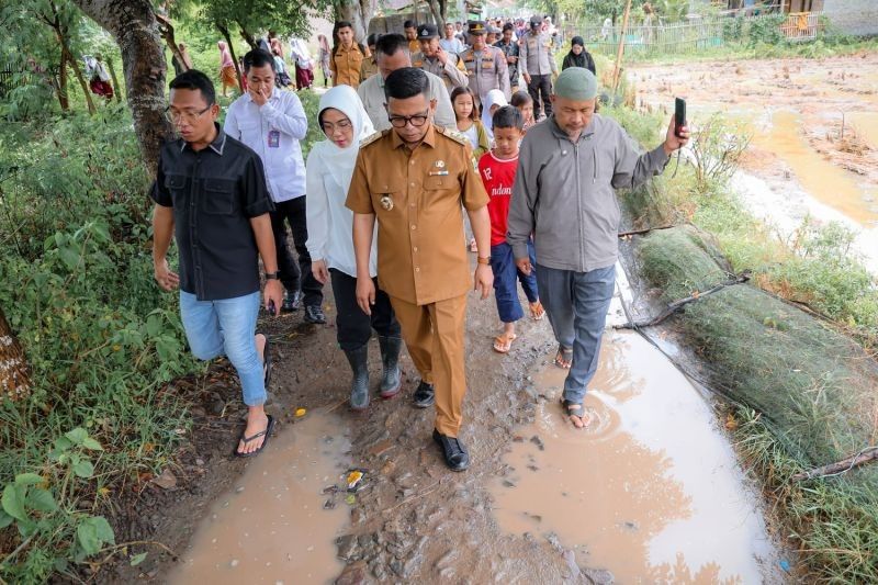 Gubernur Banten Dukung Perbaikan Jalan Rusak di Pontang, Sinergi dengan Pemkab Serang