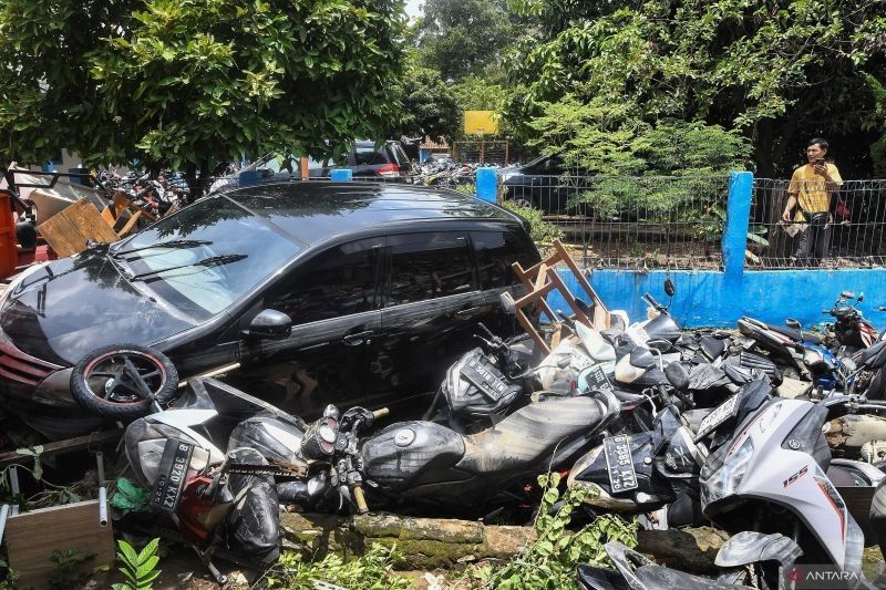 Relokasi Warga Pondok Gede Permai? BNPB Buka Kemungkinan Besar