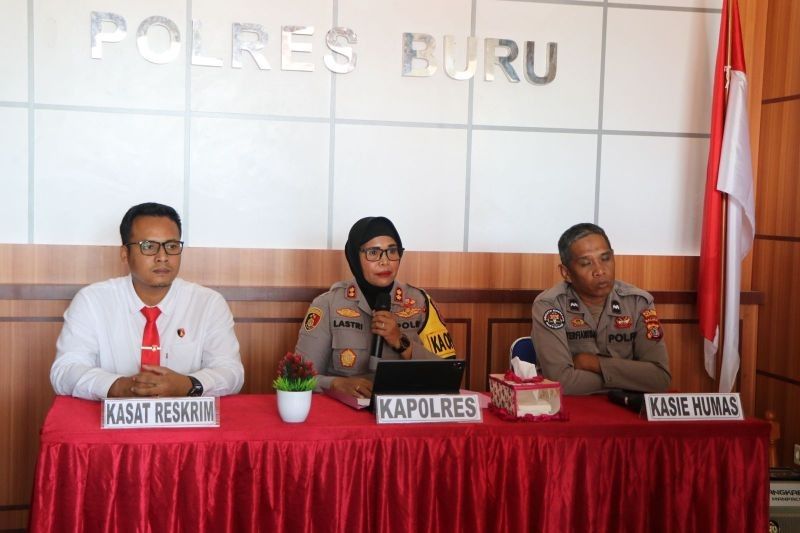 Pencarian Penambang Ilegal Tertimbun Longsor Gunung Botak, Buru, Masih Berlanjut