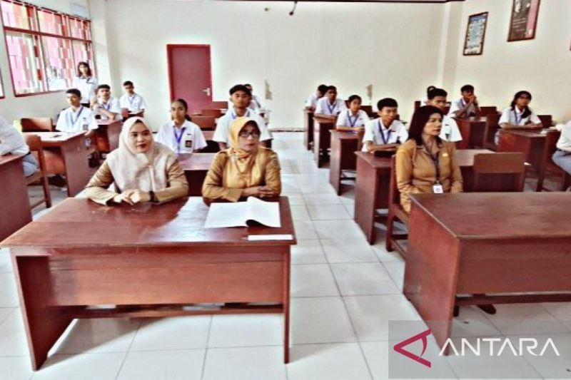 29.801 Siswa SMA di Maluku Ikuti Ujian Sekolah Serentak