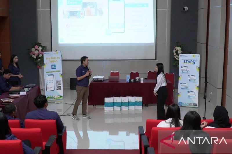 PLN Edukasi Mahasiswa Polimdo tentang Electrifying Lifestyle dan PLN Mobile