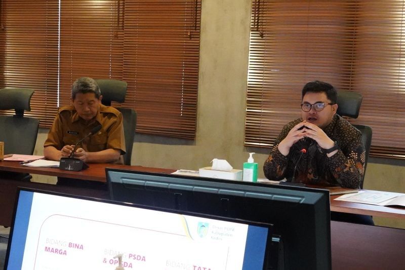 Pemkab Kediri Prioritaskan Perbaikan Jalan Kabupaten di Tahun 2025