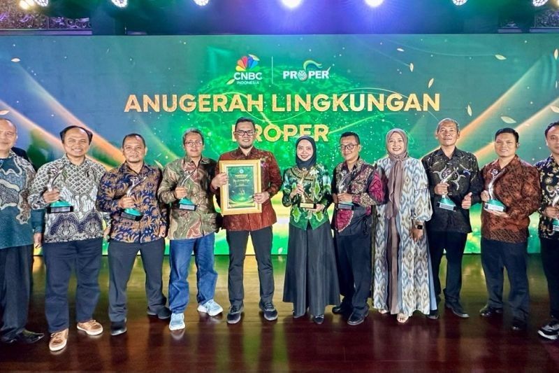 Danone Indonesia Raih Proper Emas: Inisiatif AQUA Dukung Ketahanan Pangan Nasional