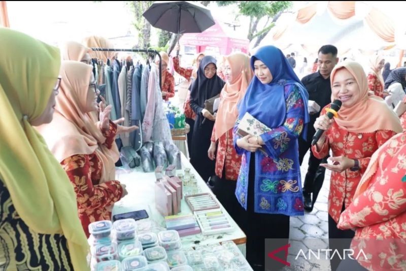 DWP Kaltim Gelar Bazar Ramadan: Bantu Warga Penuhi Kebutuhan Lebaran 2025