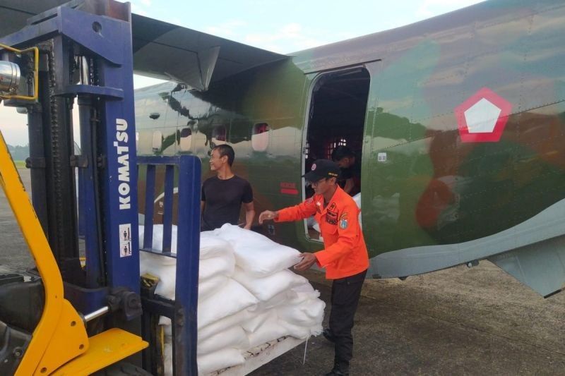 2,4 Ton Garam Disemai di Langit Jakarta untuk Cegah Banjir