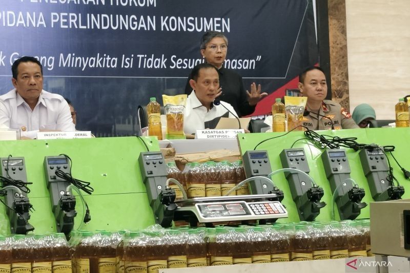 Polri Ungkap Praktik Curang MinyaKita: Satu Tersangka Ditangkap, Perusahaan Diduga Langgar HET