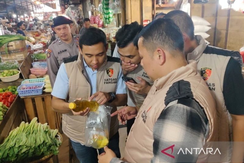 Satgas Pangan Temukan MinyaKita di Atas HET di Pasar Kebayoran Lama