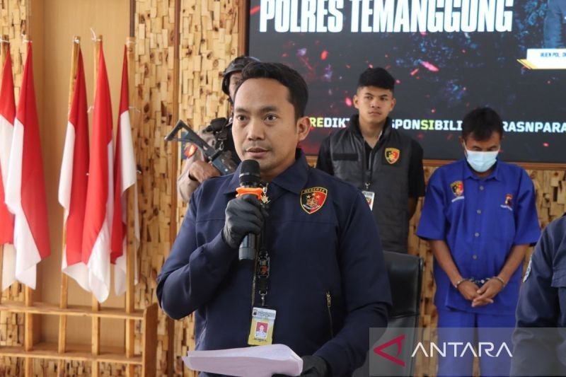 Polres Temanggung Tangkap Pencuri Mobil di Pinggir Jalan Kedu-Parakan