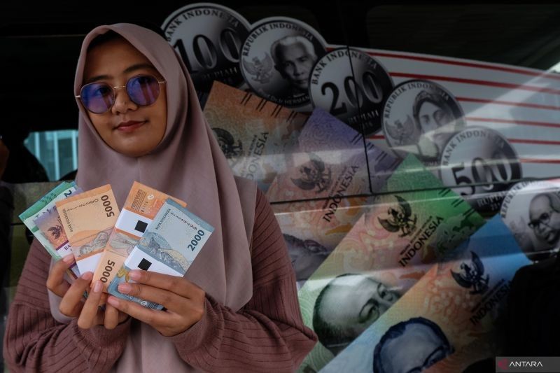 Rupiah Melemah: Kebijakan Proteksionis AS dan Defisit APBN Jadi Biang Keladi