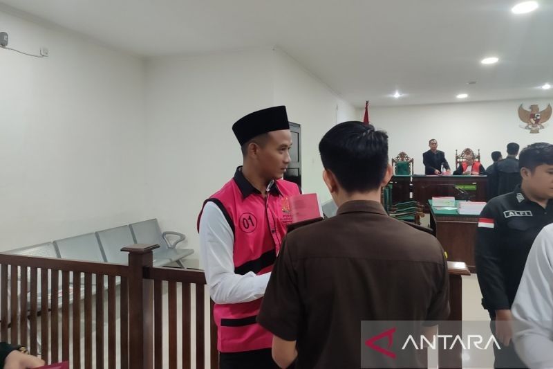 Korupsi Dana CSR PLN Kepahiang: Negara Rugi Rp403 Juta, Sidang Perdana Dimulai