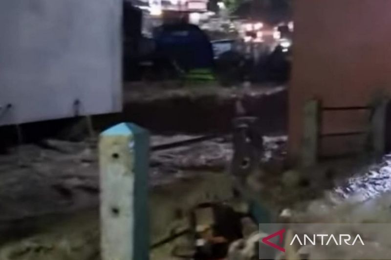 Pemkab Cianjur Bongkar Bangunan Liar, Antisipasi Banjir di Cilaku