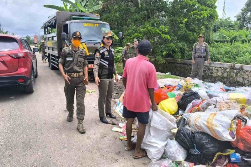 Satpol PP Kalteng Giatkan Pengawasan Perda Kebersihan: Palangka Raya Lebih Bersih?